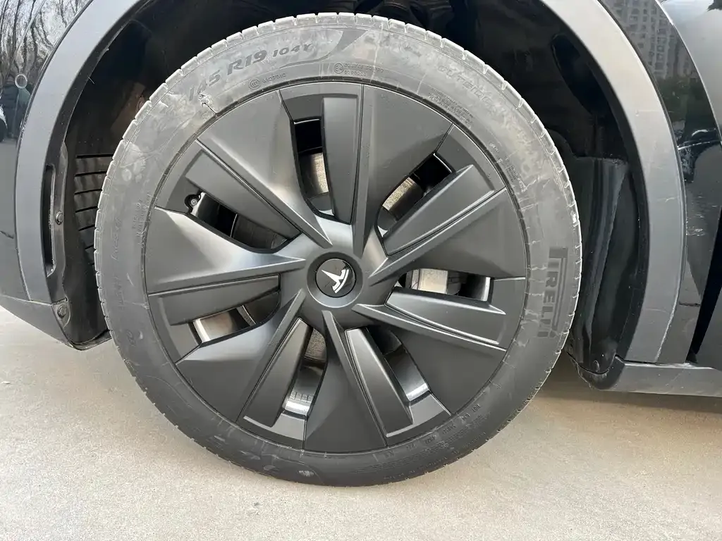 Tesla Model Y 2023 из CN, фото 4