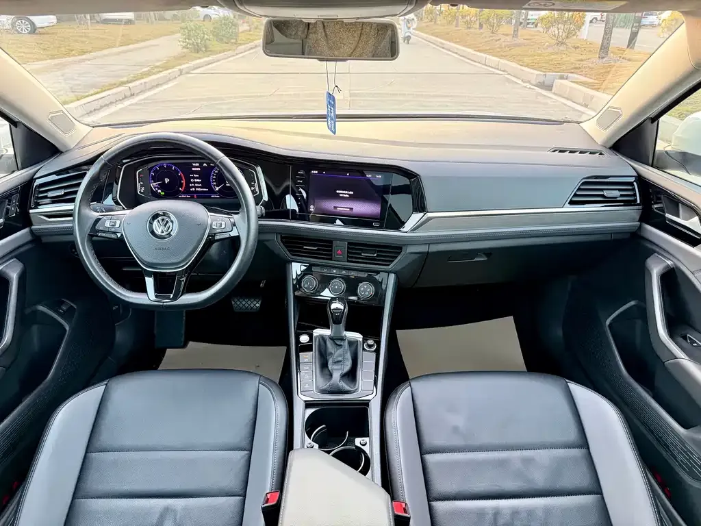 Volkswagen Sagitar 2022 из CN, фото 3