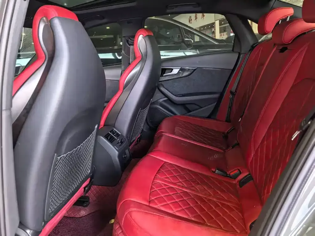 Audi S4 2023 из CN, фото 2