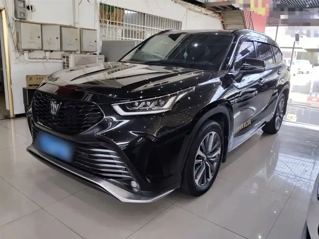 Toyota Crown Kluger 2025 из CN, фото 2