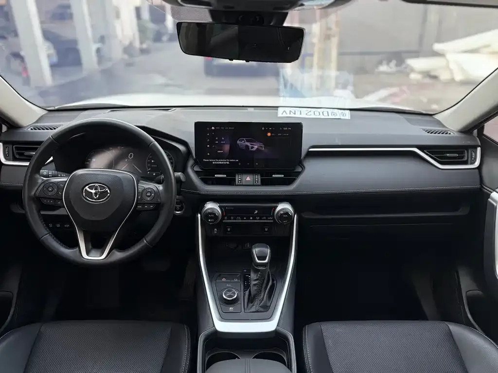 Toyota Wildlander 2023 из CN, фото 4