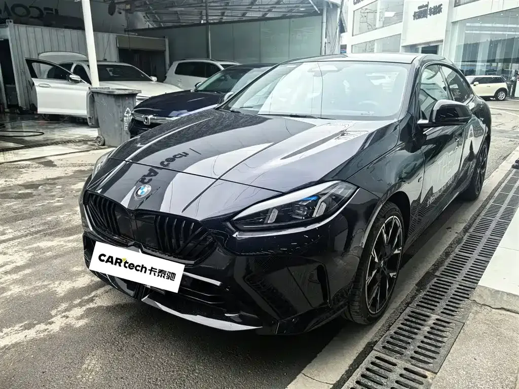 BMW 2 Series 2025 из CN, фото 1