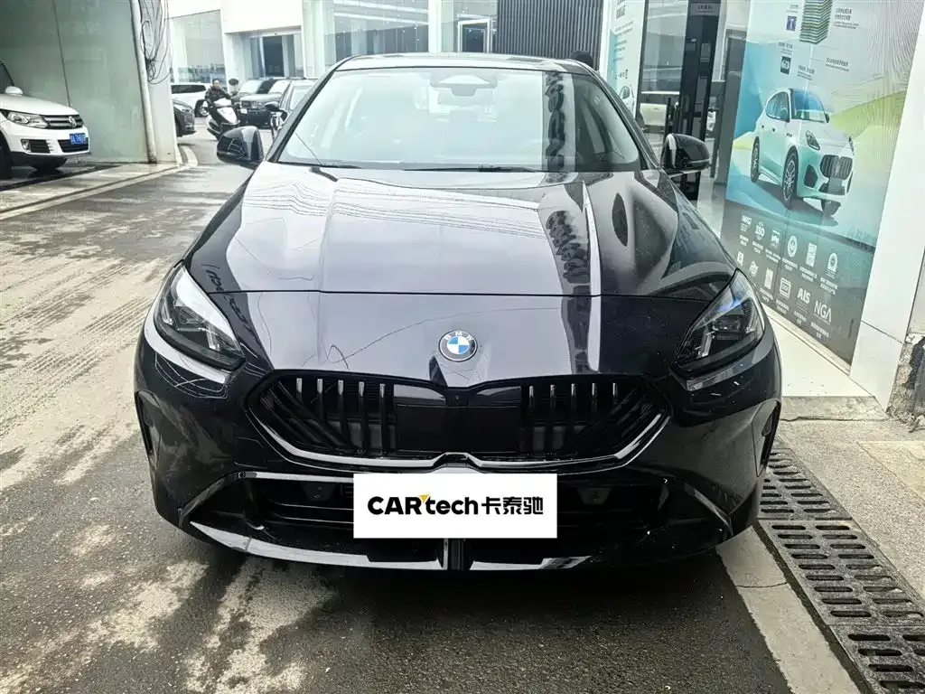 BMW 2 Series 2025 из CN, фото 9