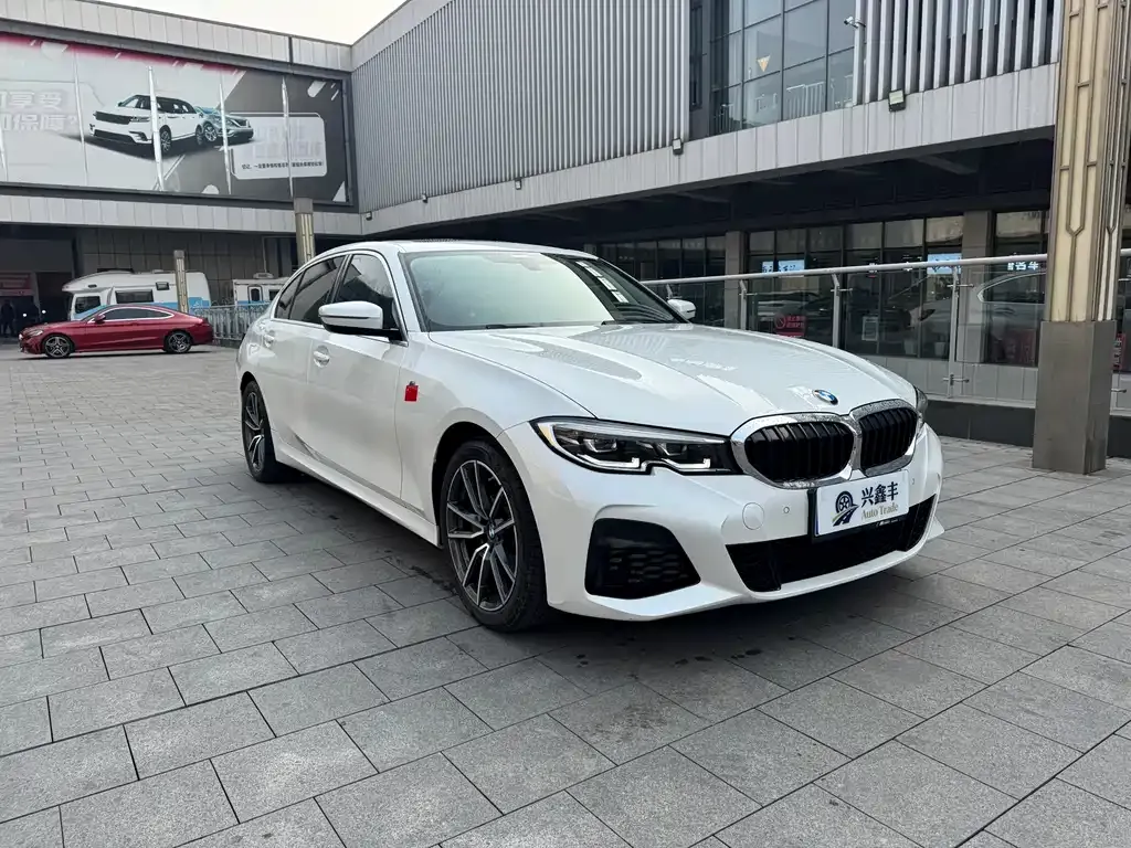 BMW 3 Series 2022 из CN, фото 6