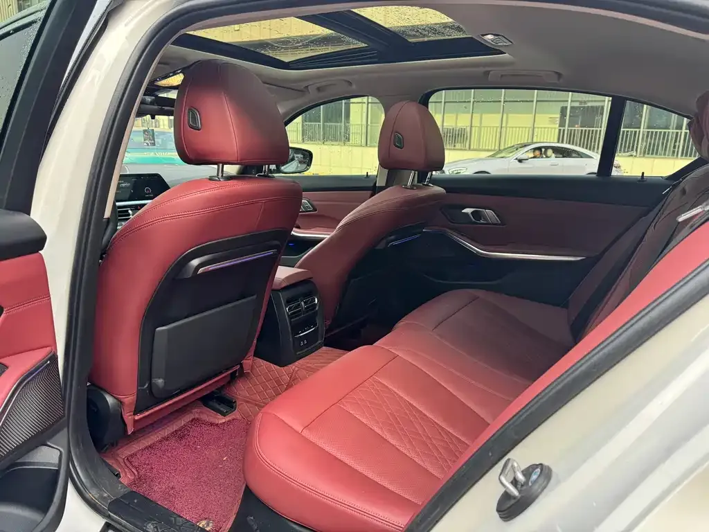 BMW 3 Series 2022 из CN, фото 5