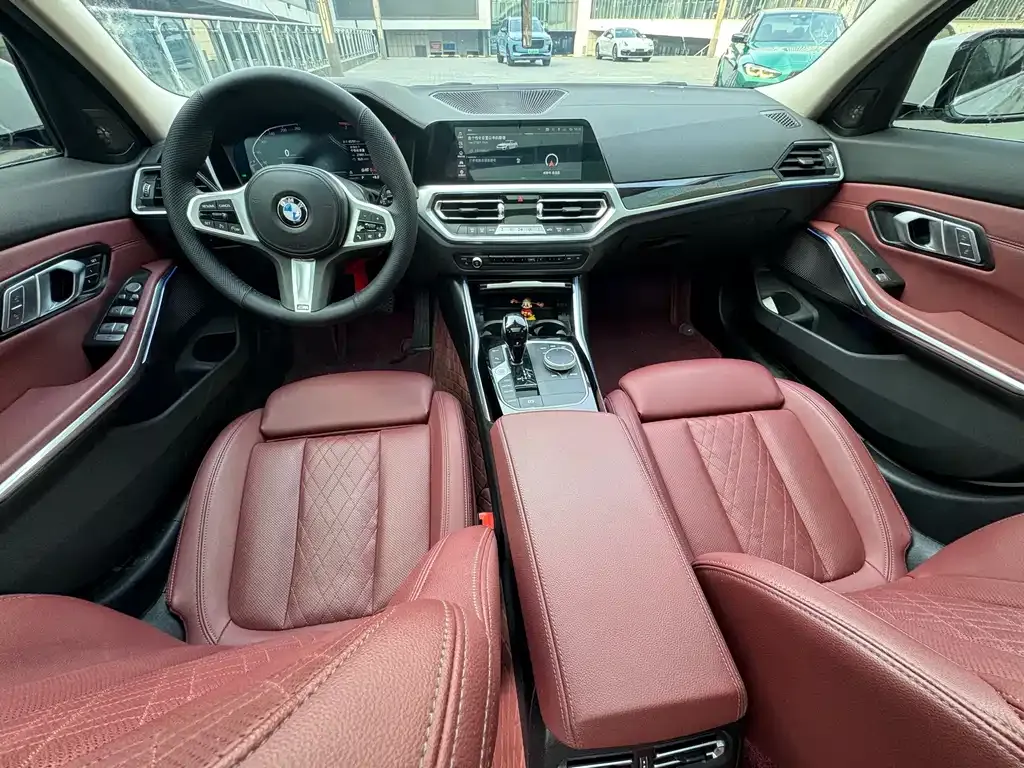 BMW 3 Series 2022 из CN, фото 7