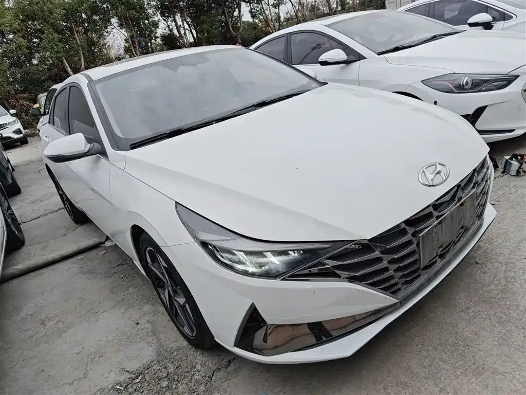 Hyundai Elantra 2022 из CN, фото 4