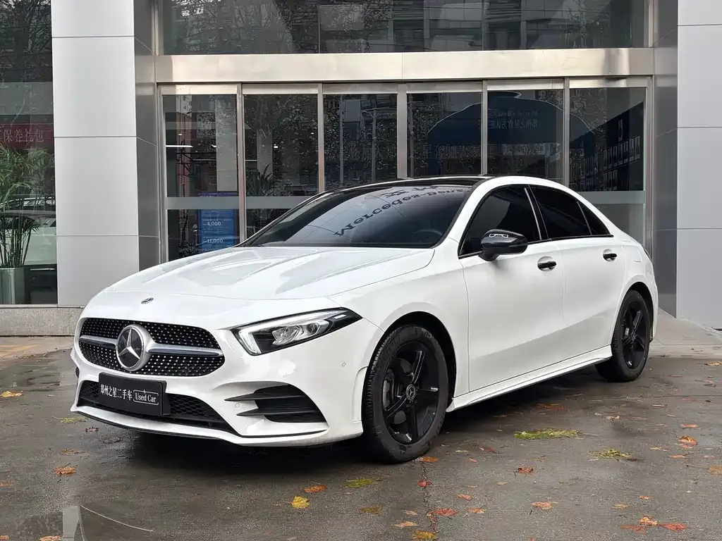 Mercedes-Benz A-Class 2023 из CN, фото 1