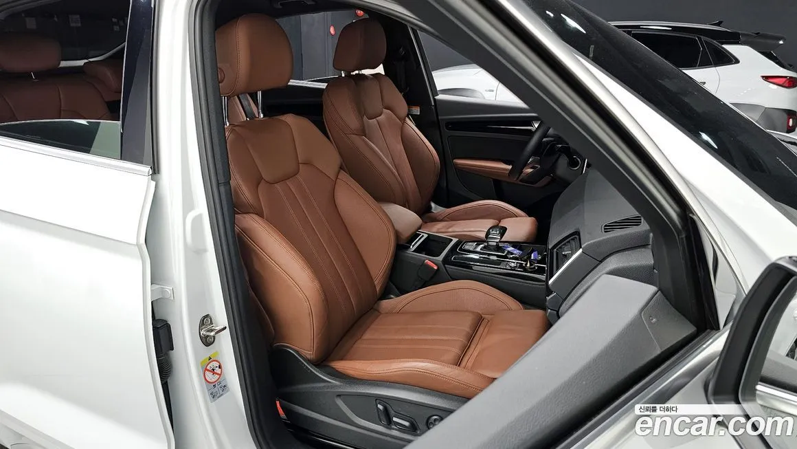 Audi Q5 2022 из KR, фото 10
