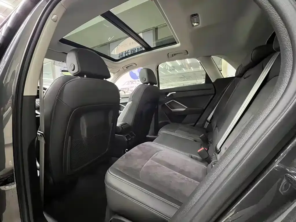 Audi Q3 2022 из CN, фото 3
