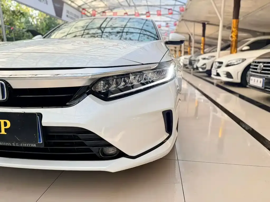 Honda Inspire — фото 3