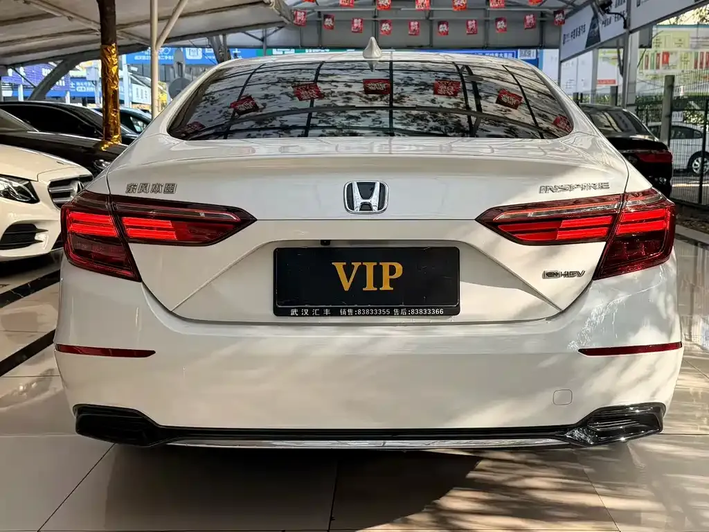 Honda Inspire — фото 5