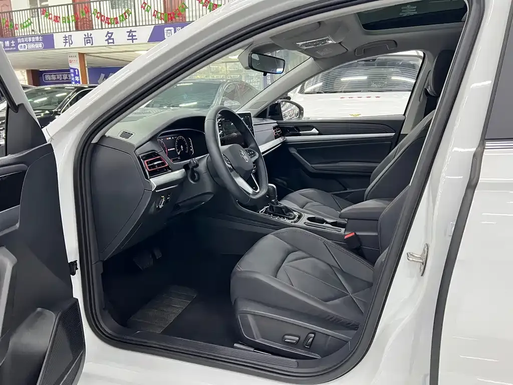 Volkswagen Lavida 2024 из CN, фото 4