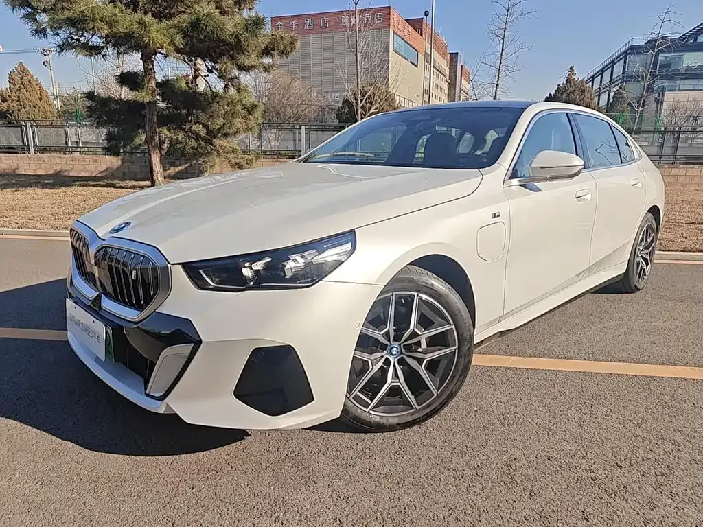 BMW i5 2025 из CN, фото 1