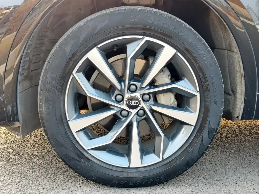 Audi Q5L 2023 из CN, фото 10
