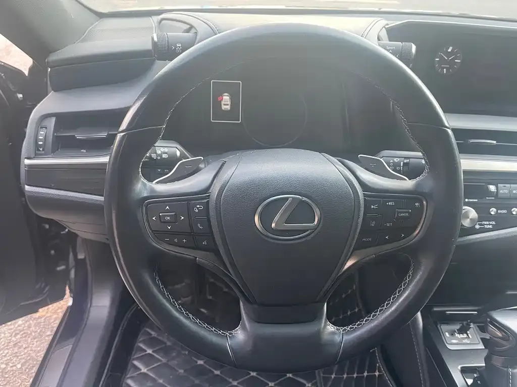 Lexus ES 2021 из CN, фото 7