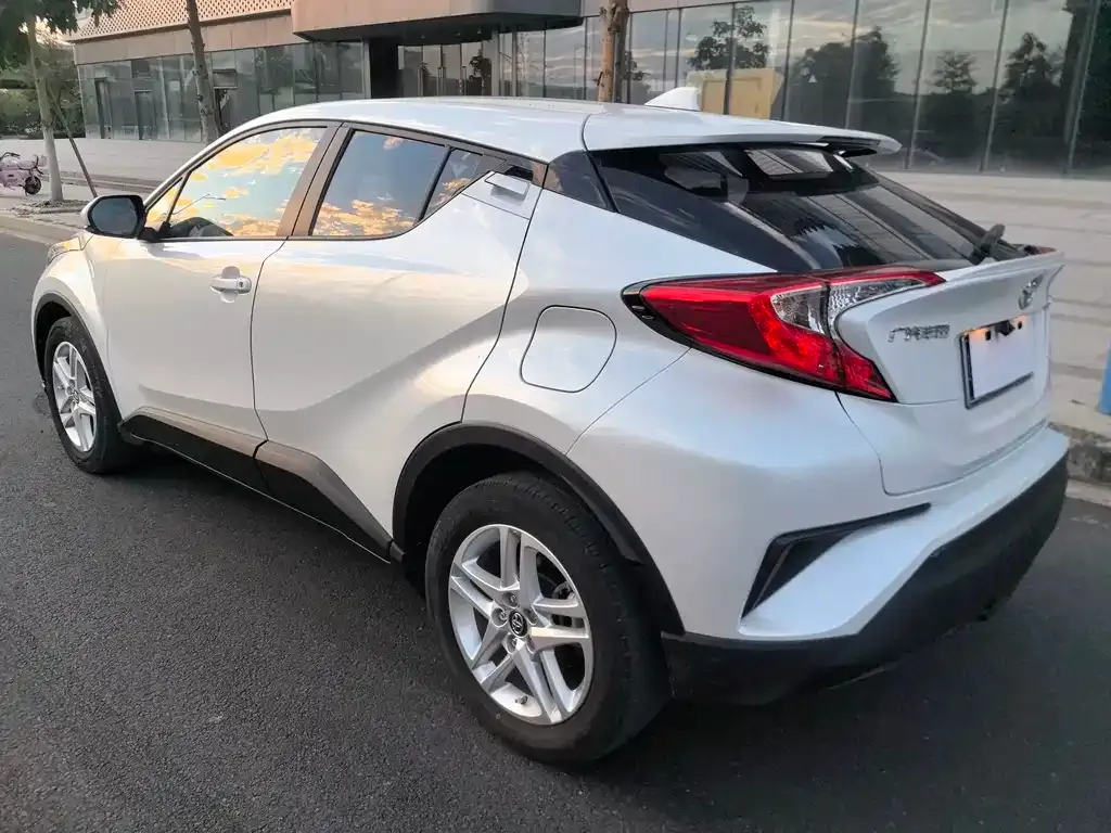 Toyota C-HR 2021 из CN, фото 5