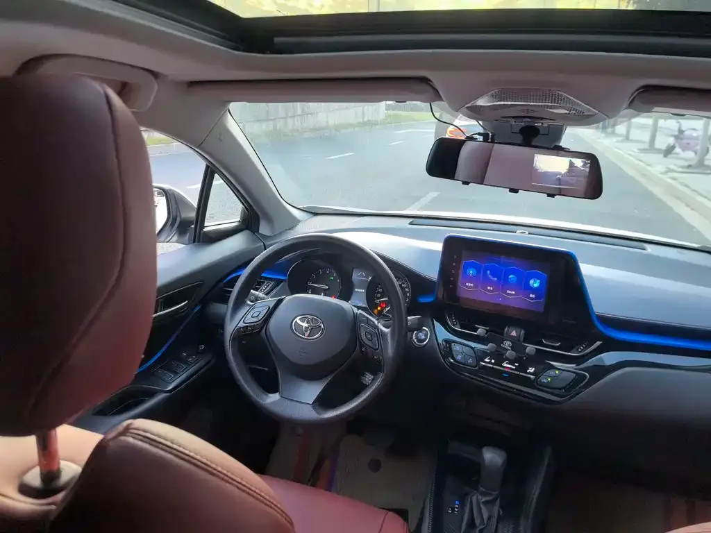 Toyota C-HR 2021 из CN, фото 7