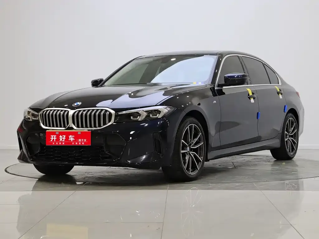 BMW 3 Series 2023 из CN, фото 1