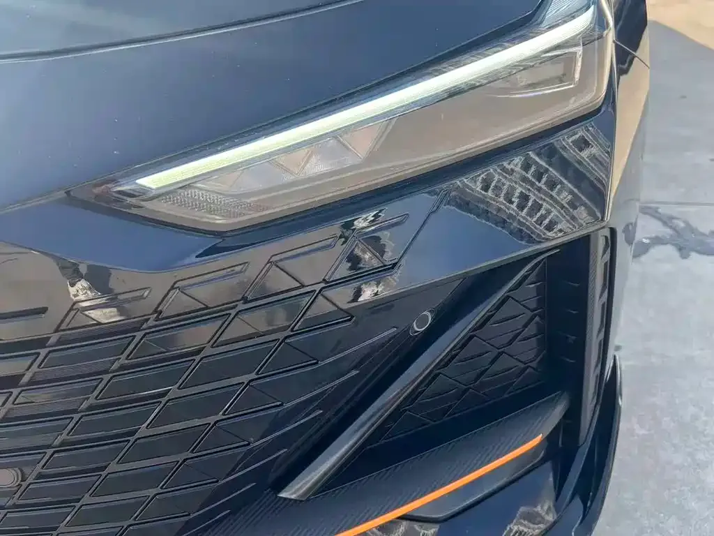 Changan UNI-V 2023 из CN, фото 3
