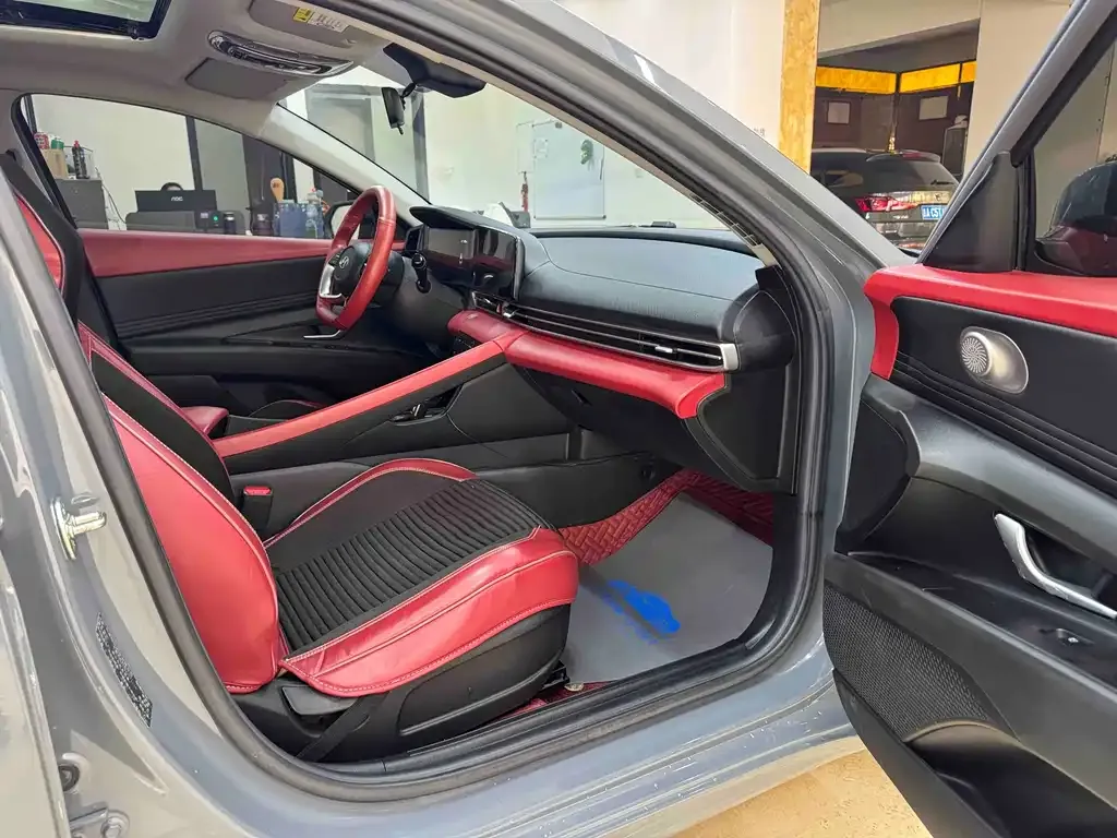 Hyundai Elantra 2021 из CN, фото 7