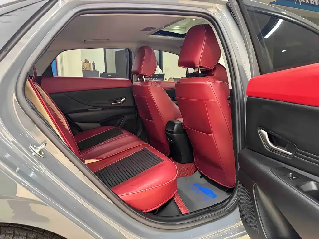 Hyundai Elantra 2021 из CN, фото 8