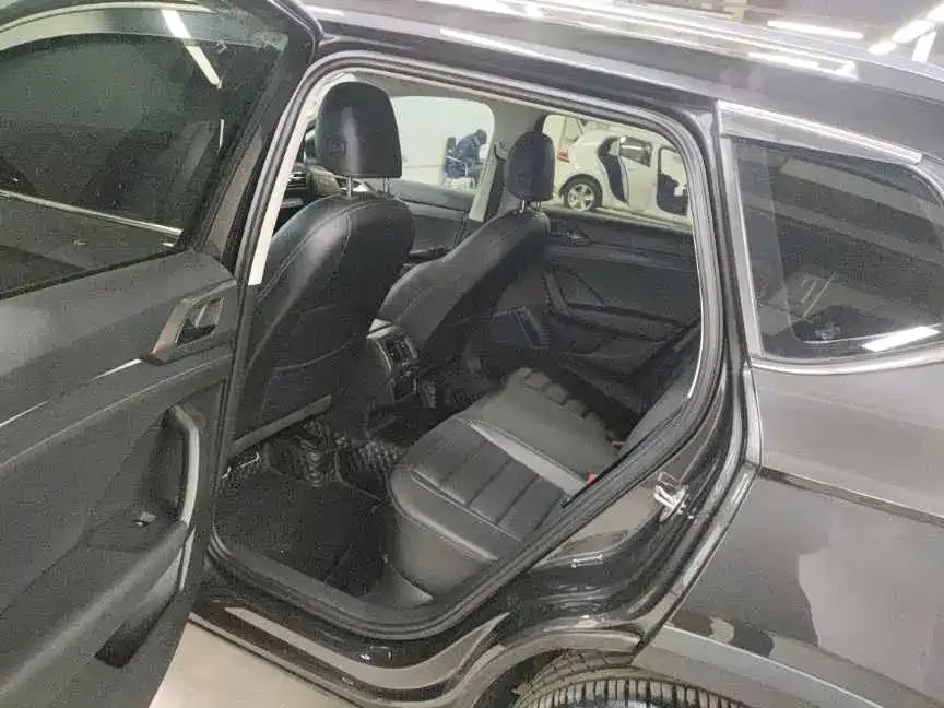 Volkswagen Tharu 2022 из CN, фото 3