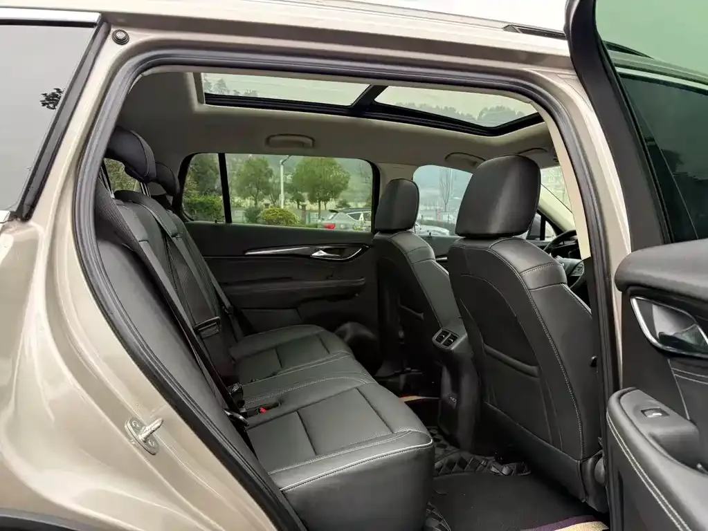 Buick Envision Plus — фото 4