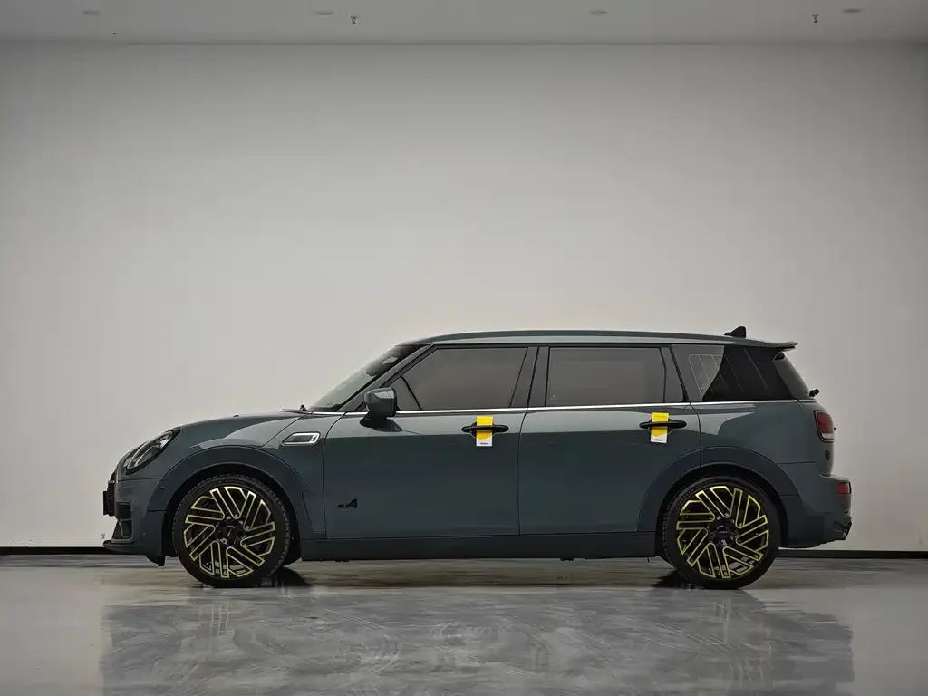 MINI Clubman JCW 2023 из CN, фото 10