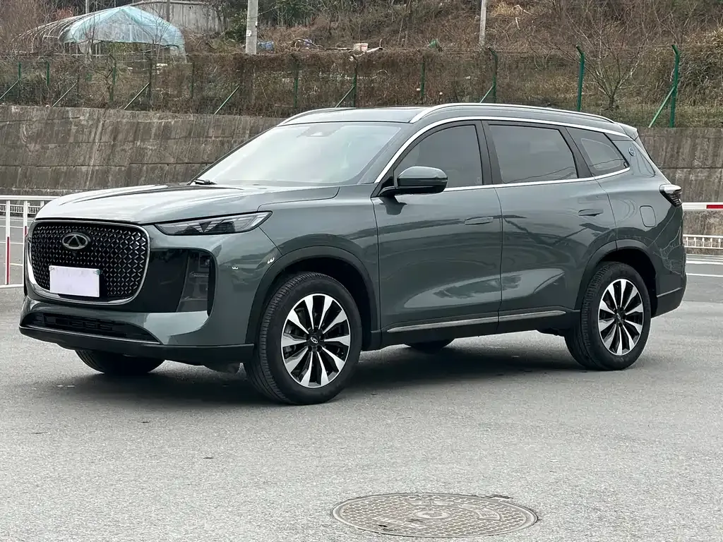 Chery Tiggo 8 PLUS — фото 1
