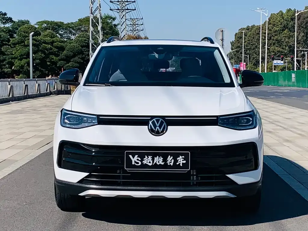 Volkswagen Tharu 2024 из CN, фото 8