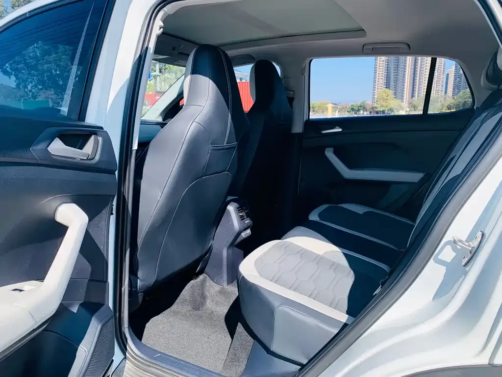 Volkswagen Tharu 2024 из CN, фото 5