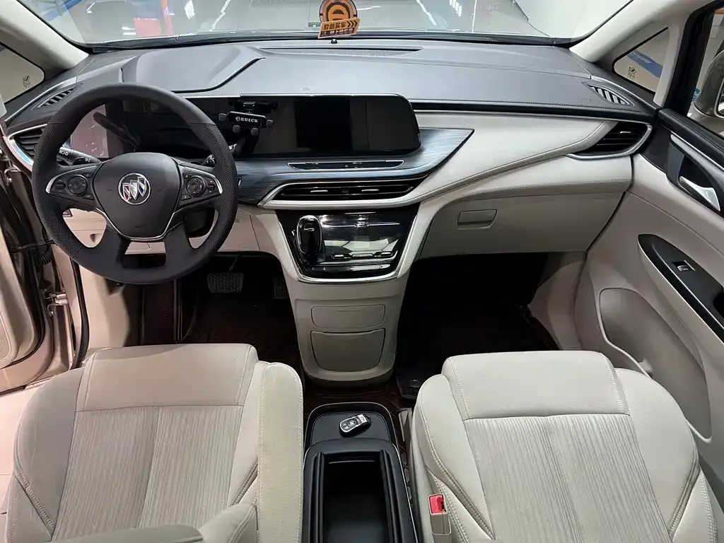 Buick GL8 2023 из CN, фото 7