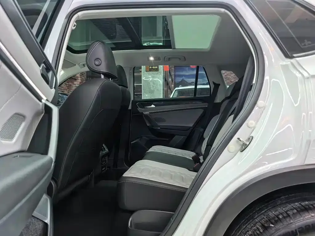 Volkswagen Tayron 2022 из CN, фото 9