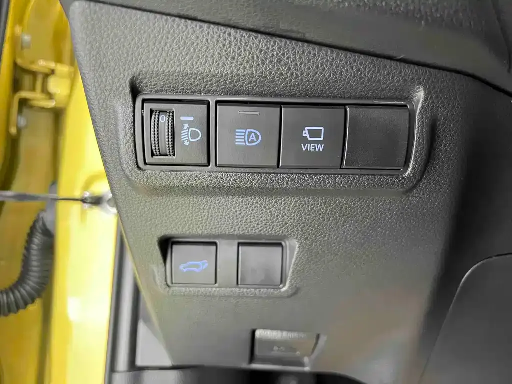 Toyota Frontlander 2022 из CN, фото 8