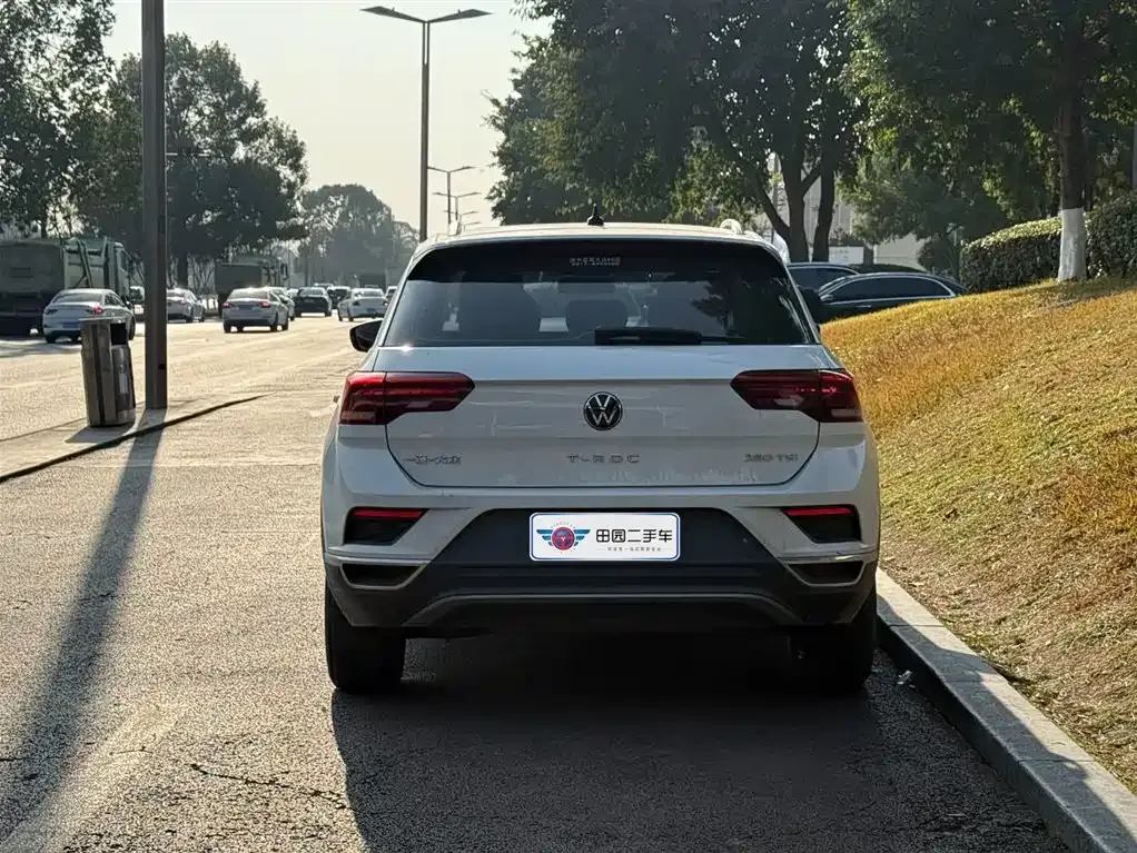 Volkswagen T-Roc 2022 из CN, фото 9