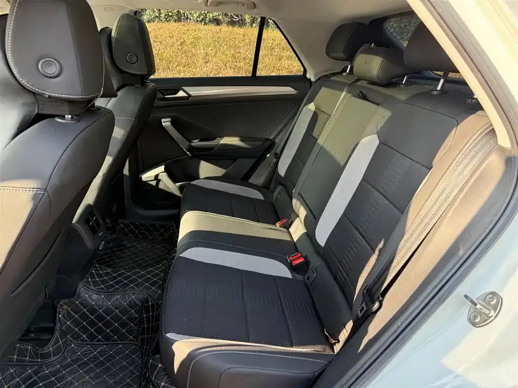 Volkswagen T-Roc 2022 из CN, фото 7