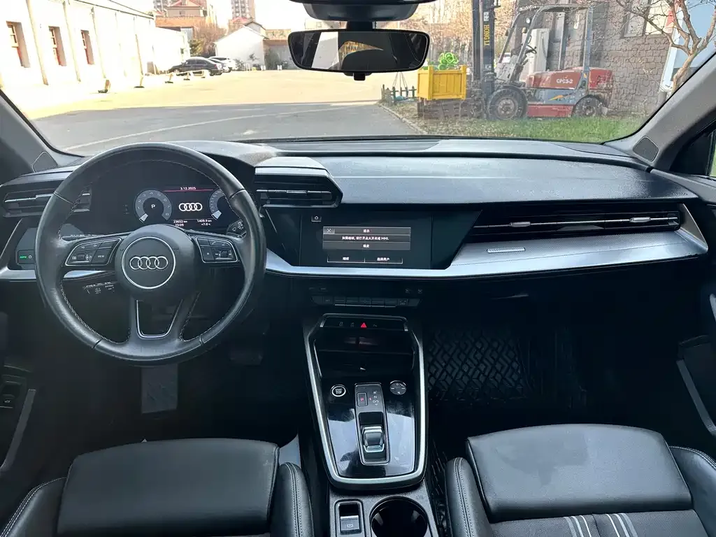 Audi A3 2024 из CN, фото 3