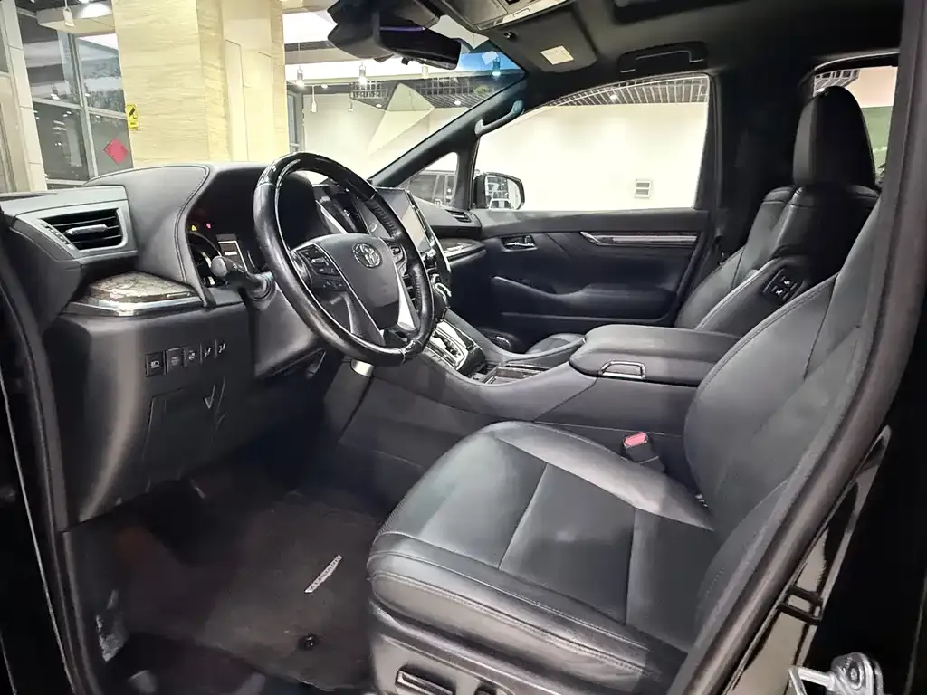 Toyota Alphard 2021 из CN, фото 6
