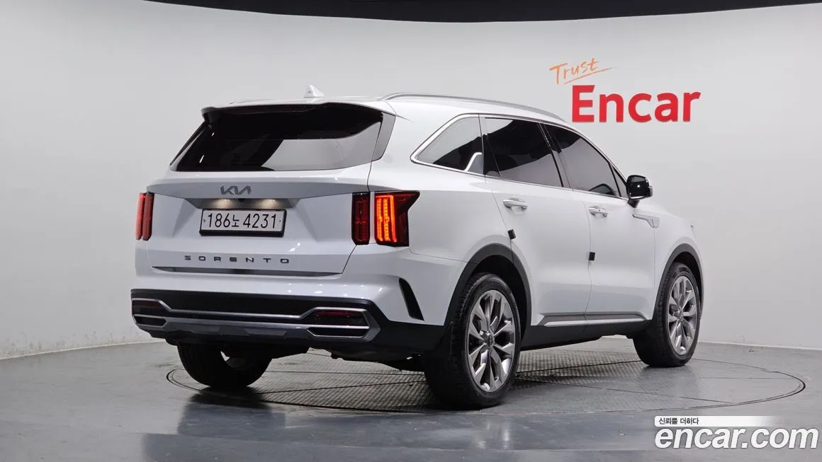 Kia Sorento — фото 4