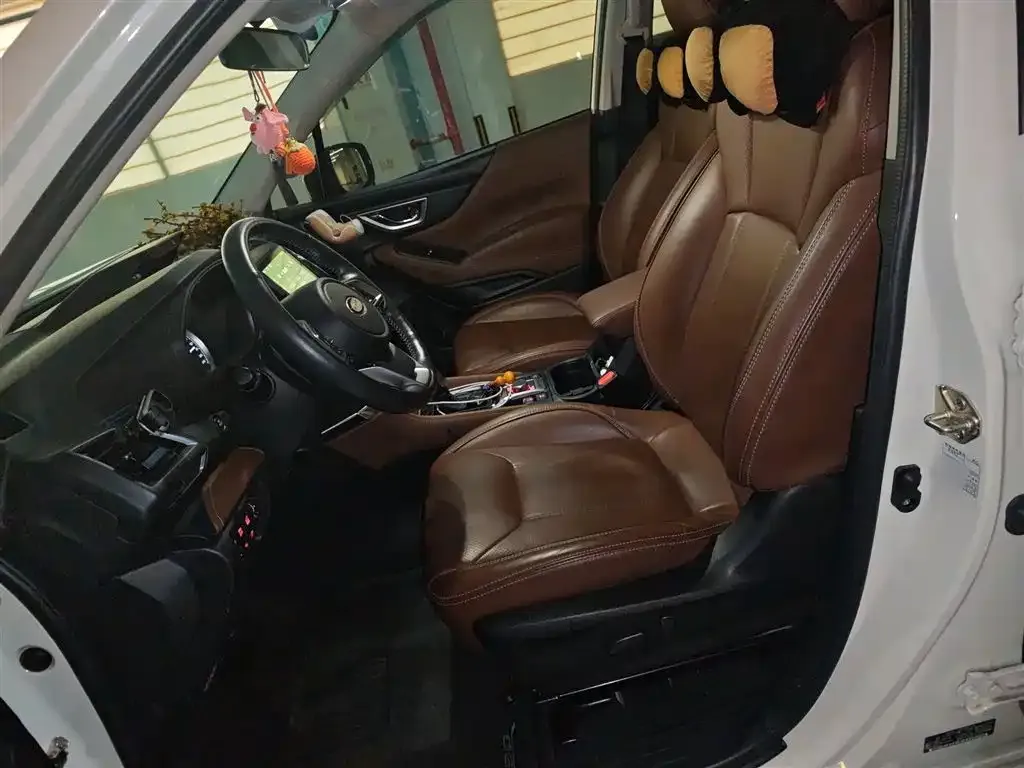 Subaru Forester 2021 из CN, фото 4