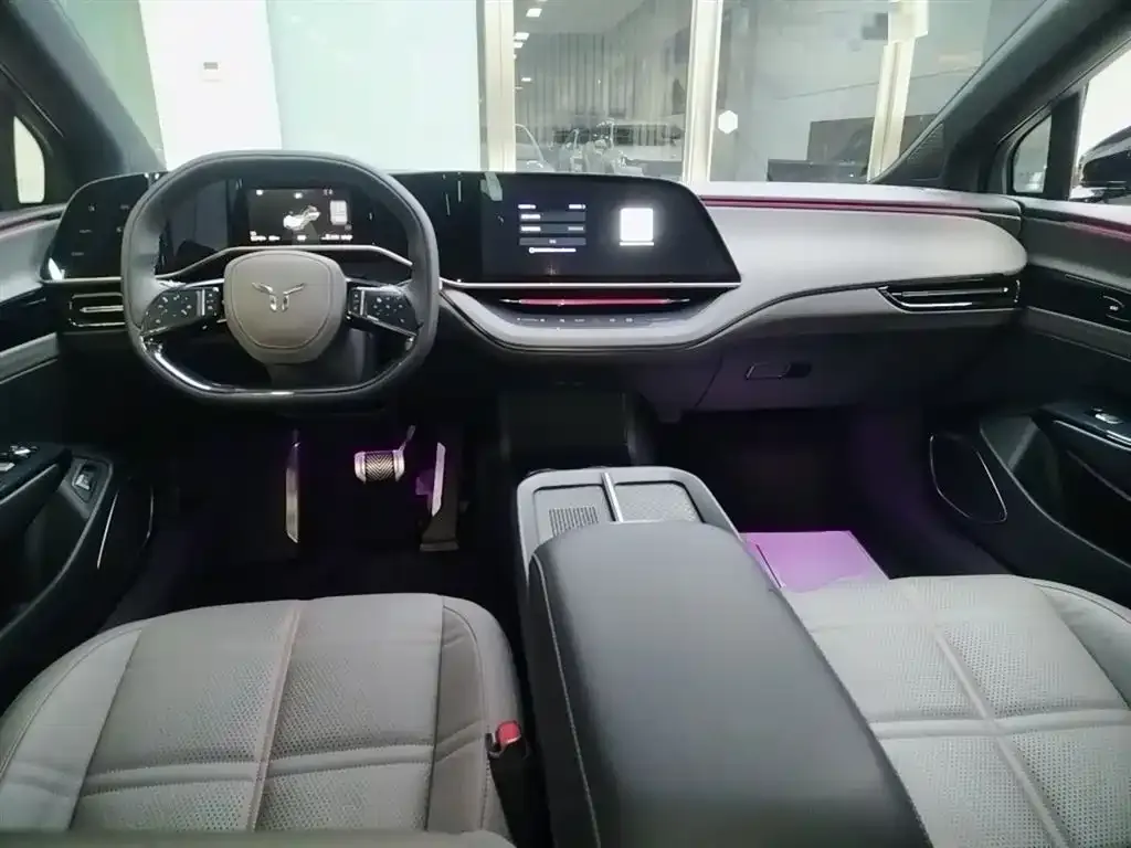 Hongqi EH7 — фото 10