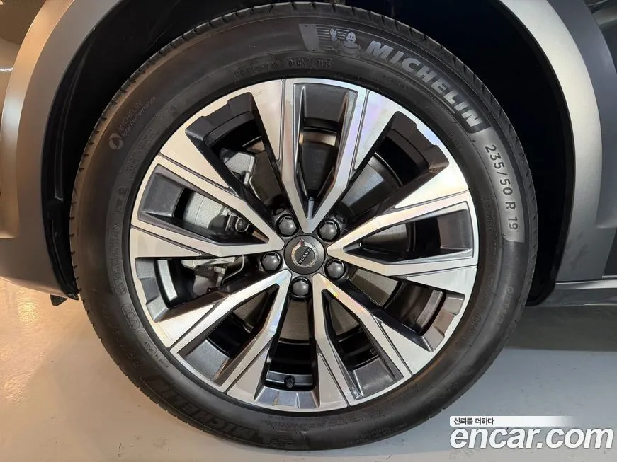 Volvo V90 2024 из KR, фото 6