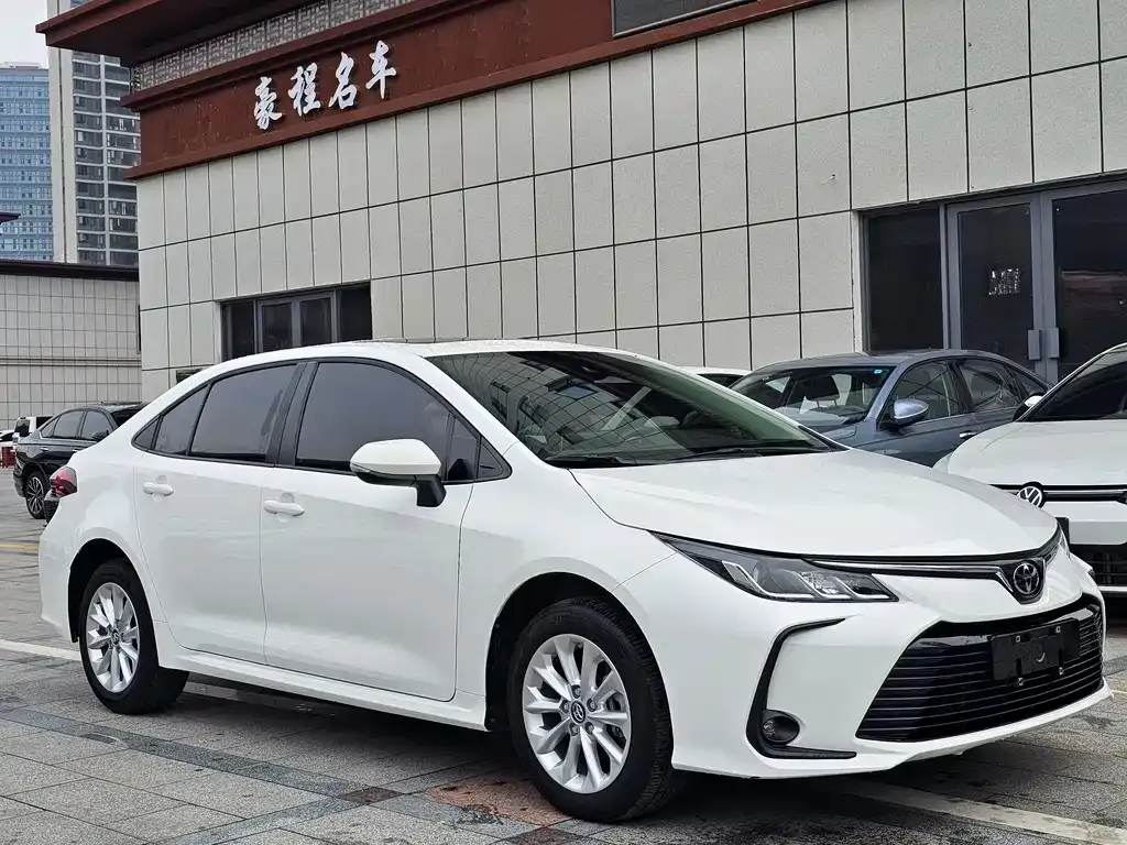 Toyota Corolla 2022 из CN, фото 3
