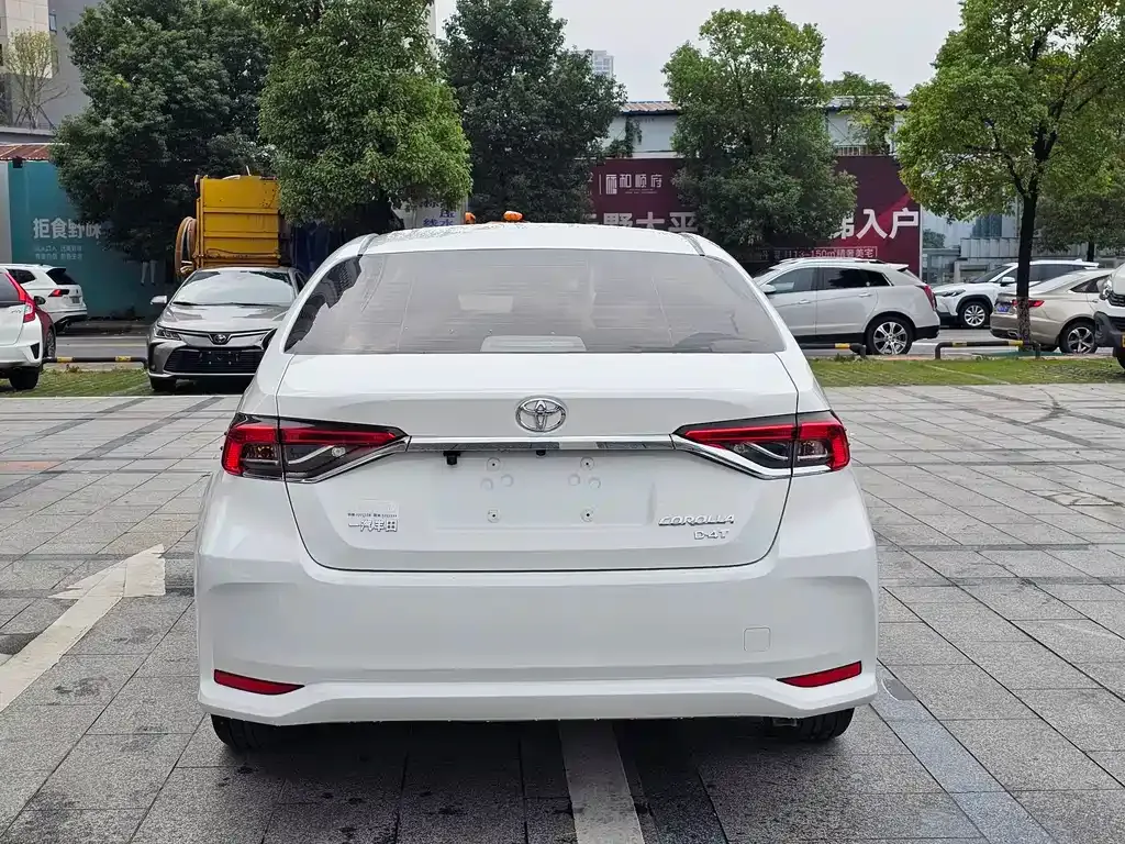 Toyota Corolla 2022 из CN, фото 5
