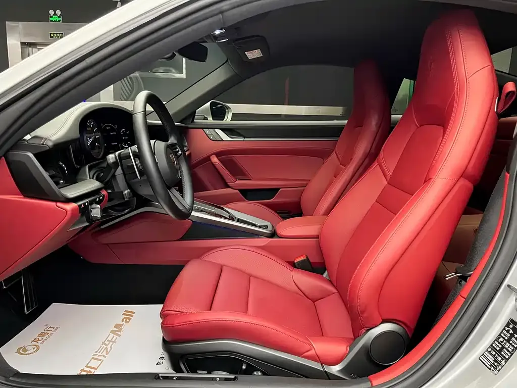 Porsche 911 2025 из CN, фото 10