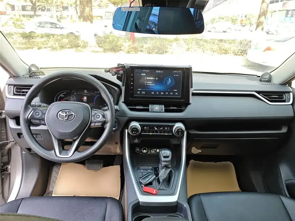 Toyota RAV4 2021 из CN, фото 3