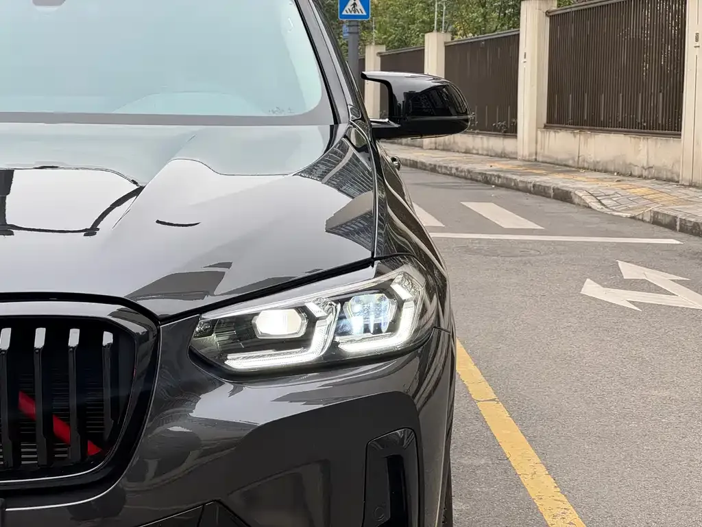BMW X3 — фото 2