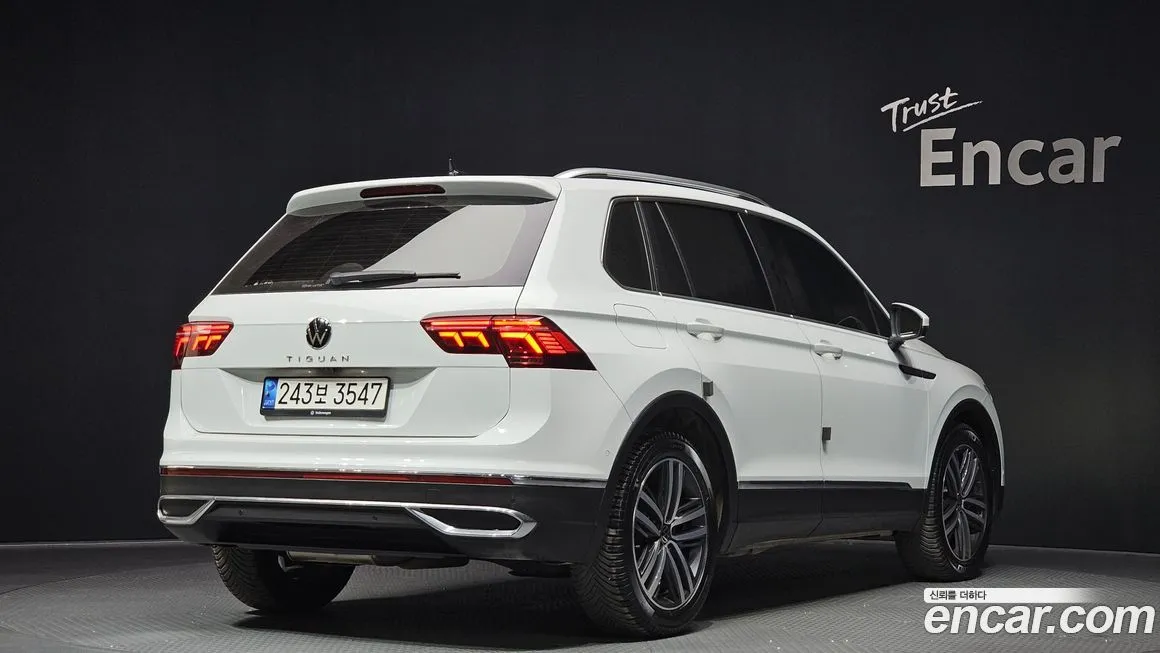 Volkswagen Tiguan — фото 4