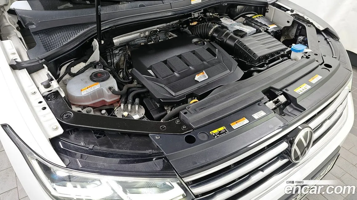 Volkswagen Tiguan — фото 5